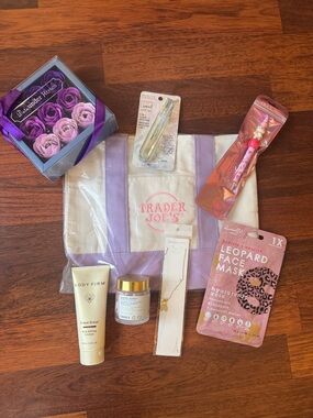 Trader Joe's stuffed tote!